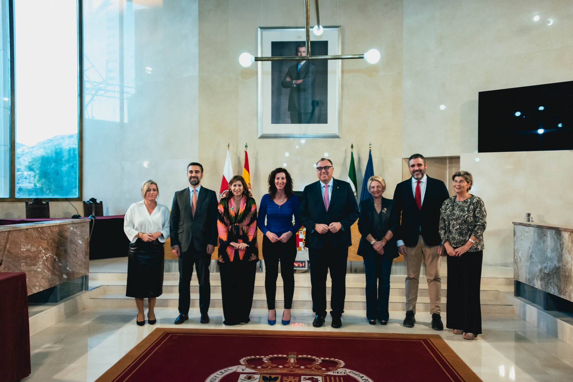 FOTO FAMILIA FIRMA CONVENIO - Turismo Almería